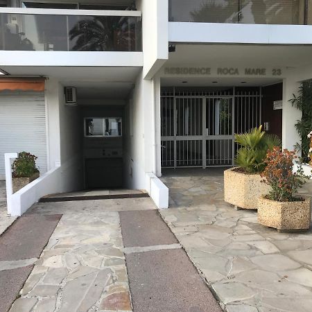App Le Rocazur Avec Piscine Et Parking En Bord De Mer A 500M Du Centre Ville Menton Luaran gambar