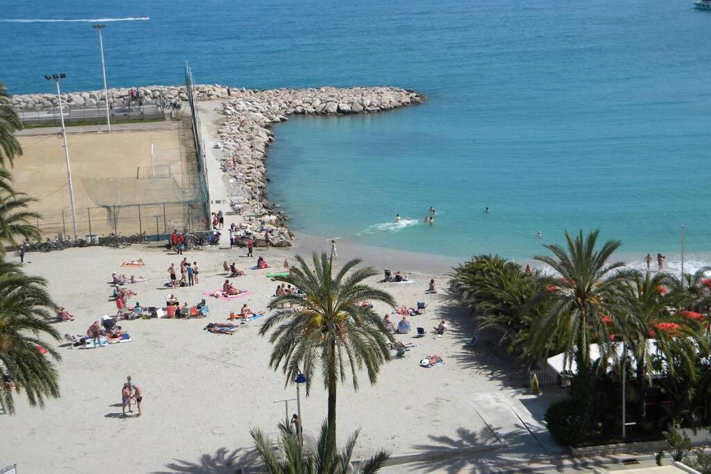 App Le Rocazur Avec Piscine Et Parking En Bord De Mer A 500M Du Centre Ville Menton Luaran gambar